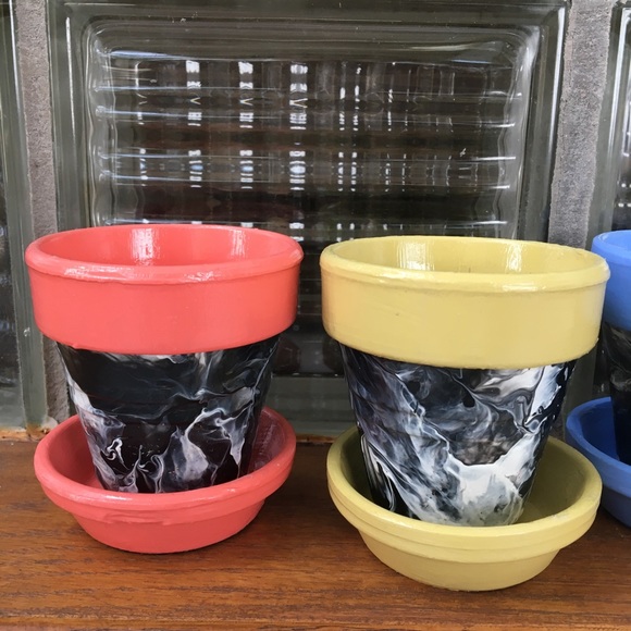 Set of 4 Handmade Terracotta Planters! - Picture 2 of 9